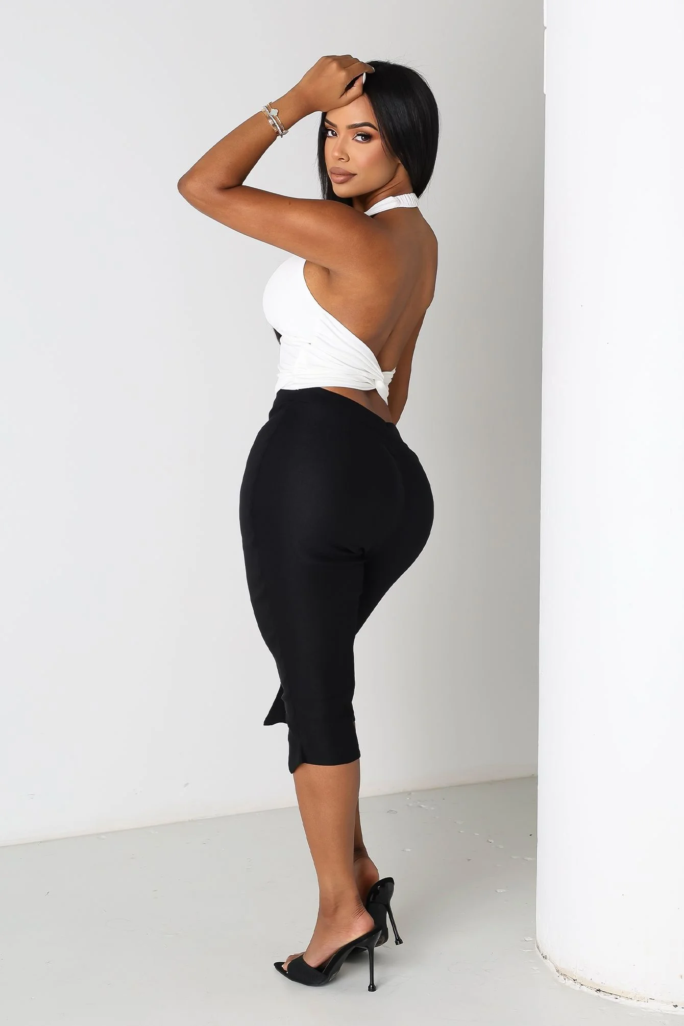 1004-Bengaline-Touch-Capri-Pants-4.webp Bengaline Touch Capri Pants