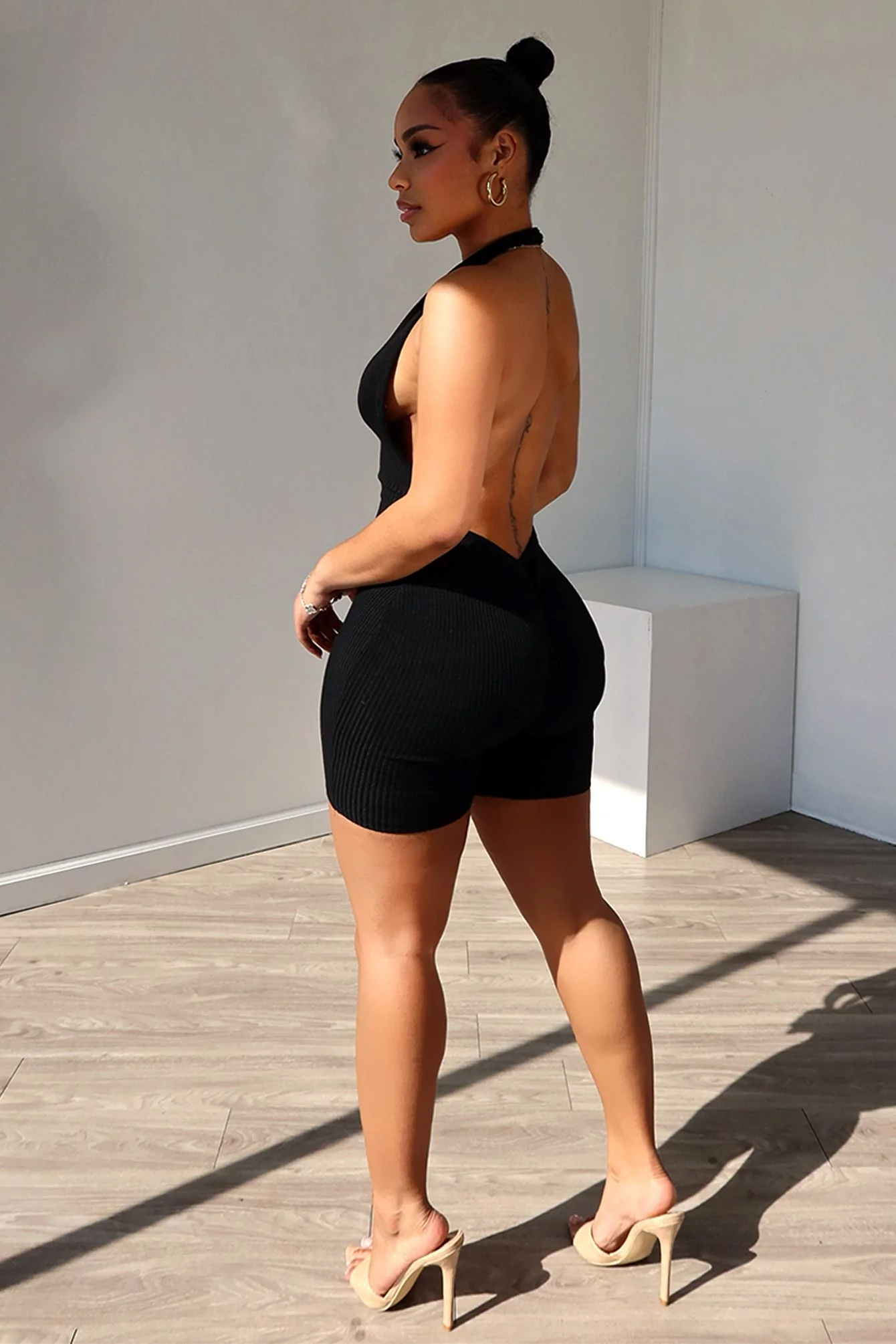 10057-Keli-Halter-Neck-Zip-Up-Romper-3.webp Keli Halter Neck Zip Up Romper