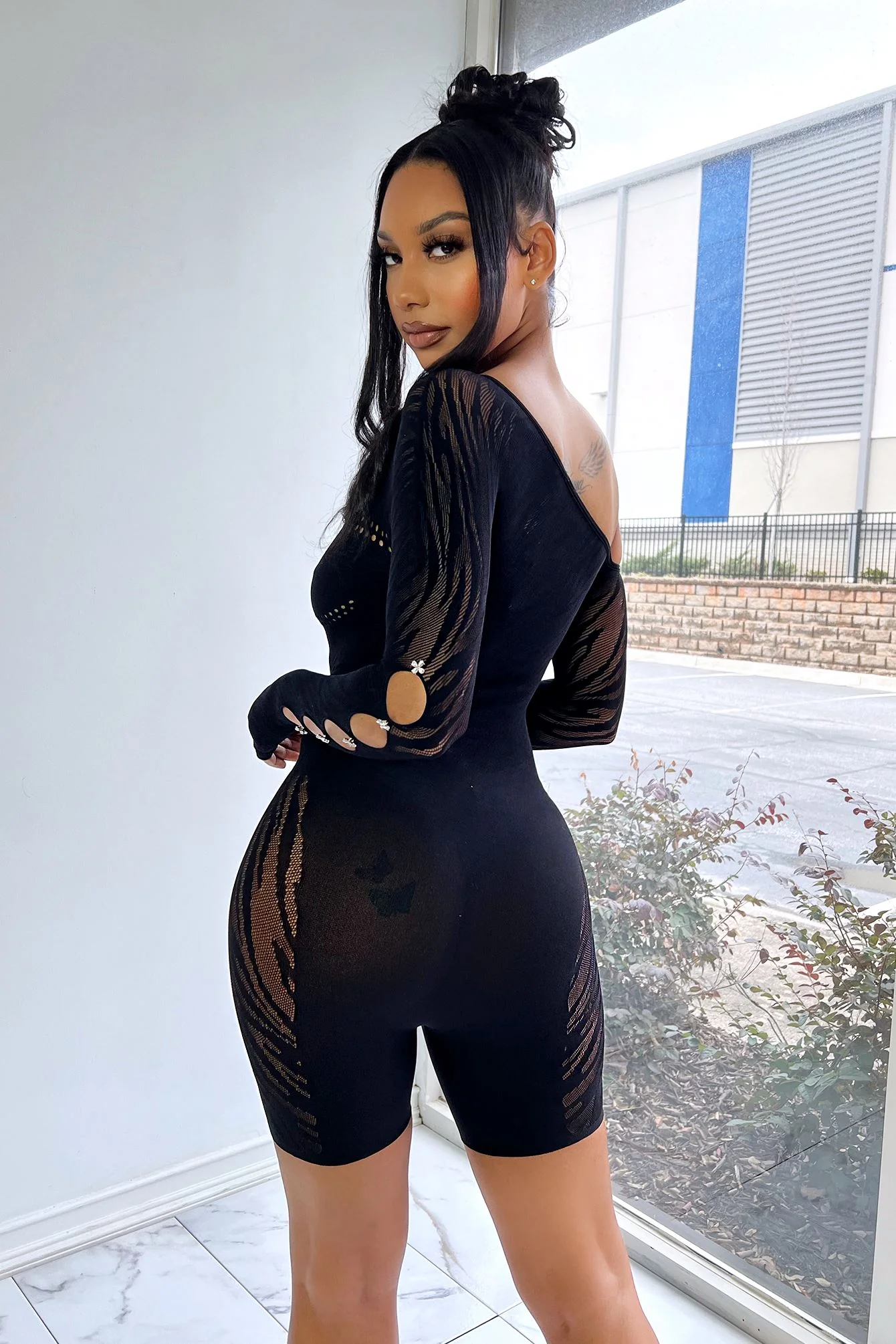 10082-Dixie-Hallow-Out-Off-Shoulder-Cutout-Romper-7.webp Dixie Hallow Out Off Shoulder Cutout Romper