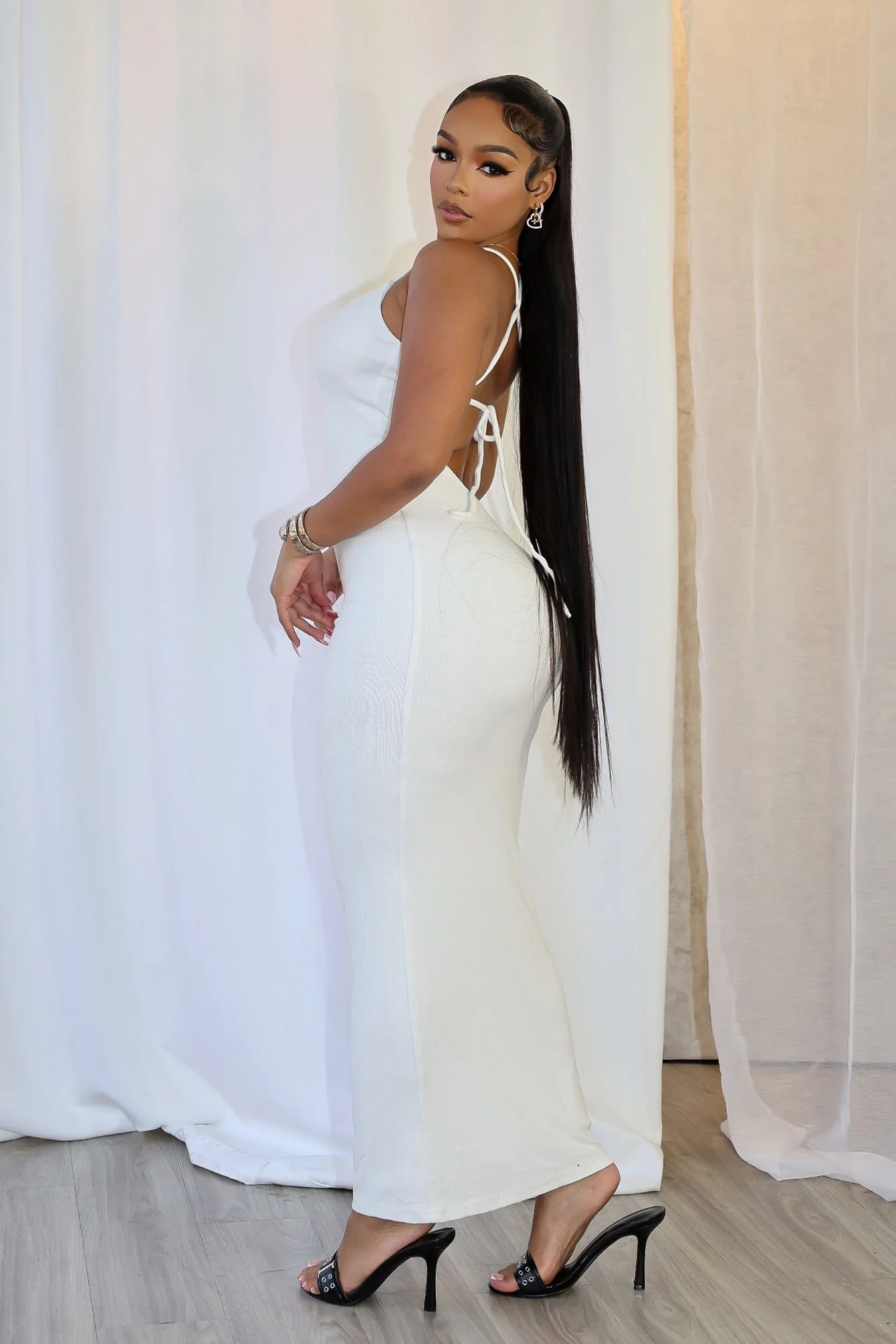 1902-Havanna-Open-Back-Dress-7.webp Havanna Open Back Dress