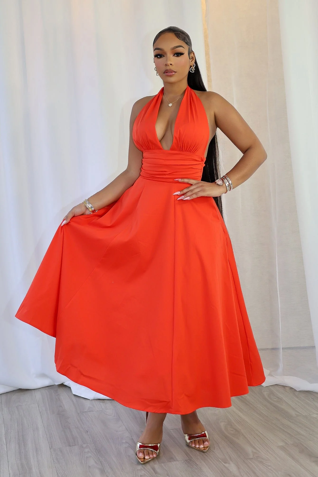 2500-Tiffanie-Poplin-Halter-Neck-Midi-Dress-3.webp Tiffanie Poplin Halter Neck Midi Dress