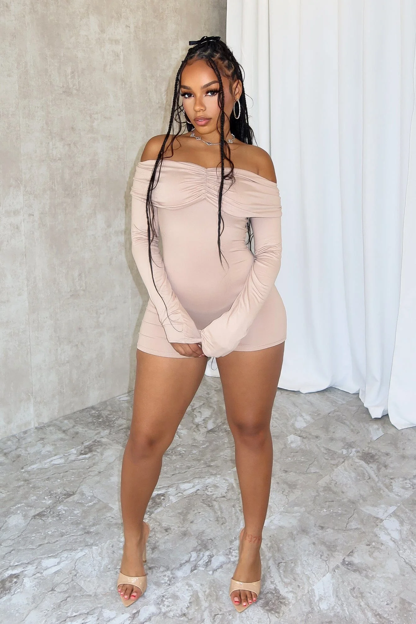 5614-Noelle-Off-Shoulder-Long-Sleeve-Romper-3.webp Noelle Off Shoulder Long Sleeve Romper