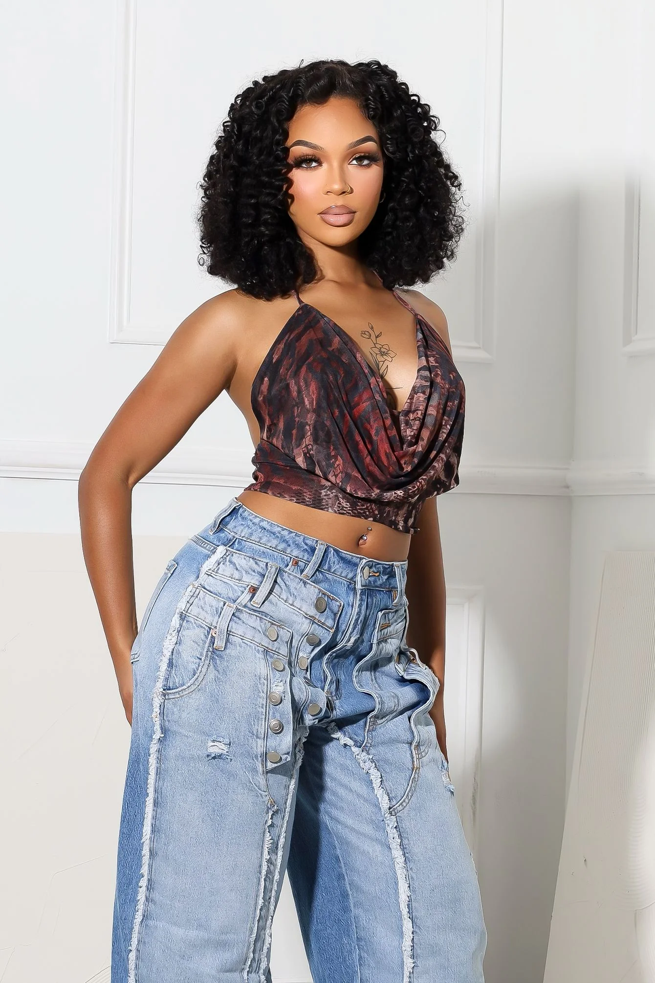 Peek Mode Mesh Print Halter Top