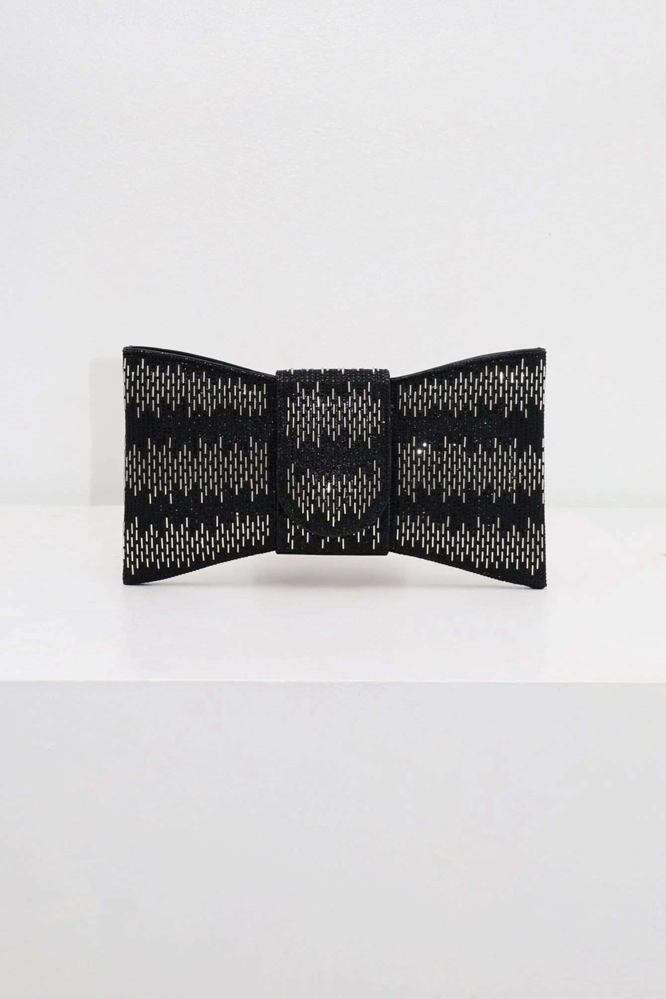 Bow Shaped Rhinestone Evening Clutch