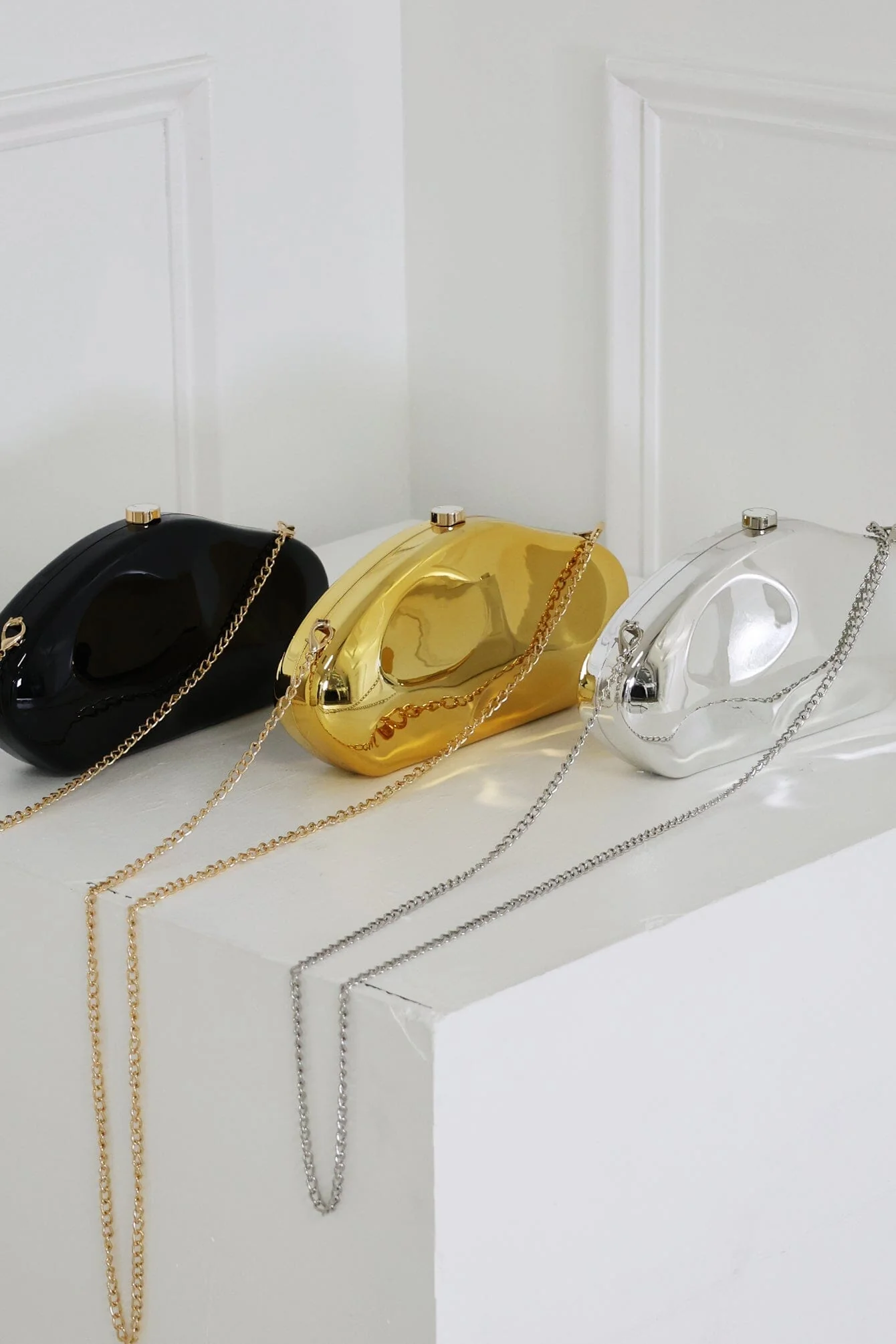 7243-Wilma-Mirror-Plated-Clutch-9.webp Wilma Mirror Plated Clutch