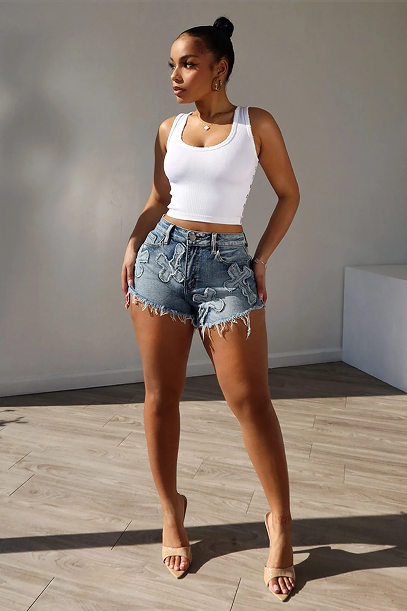 7496-Cross-Your-Mind-Patched-Denim-Shorts-3.webp Cross Your Mind Patched Denim Shorts