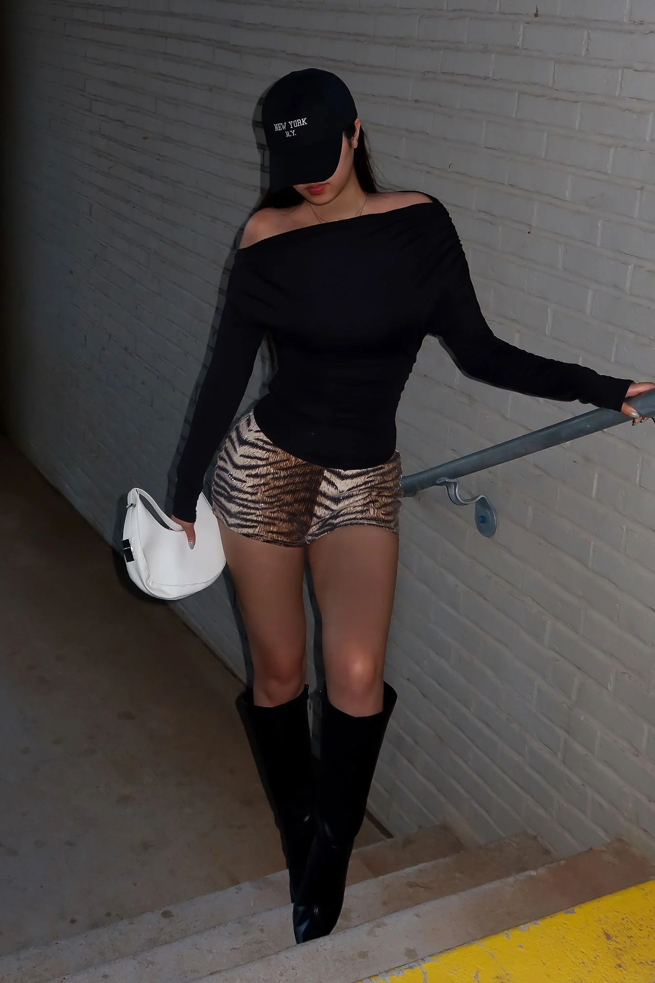 932-Roar-Ready-Glitter-Tiger-Shorts-3.webp Roar Ready Glitter Tiger Shorts